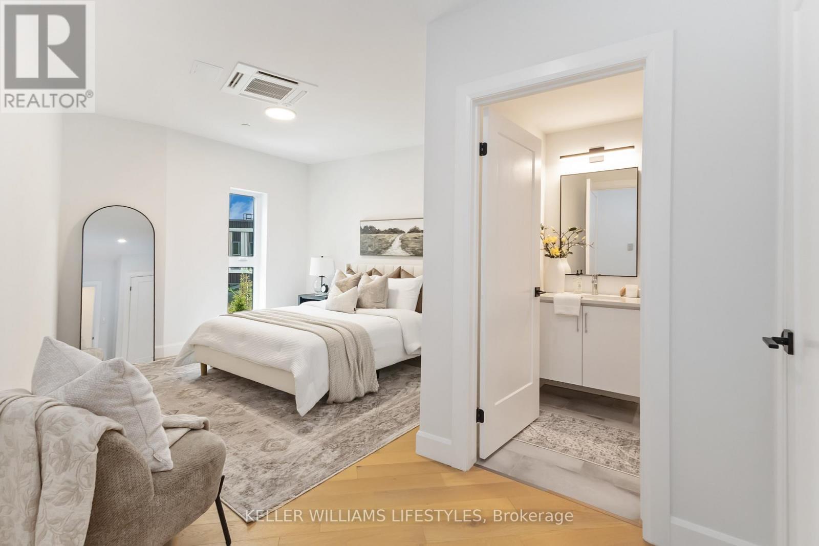 A110 - 2062 Lumen Drive, London South (South A), ON - Indoor Photo Showing Bedroom