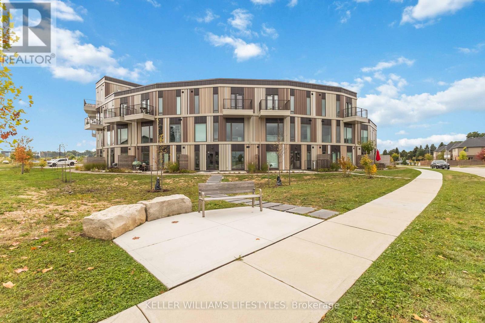 A110 - 2062 Lumen Drive, London South (South A), ON - Outdoor With Facade