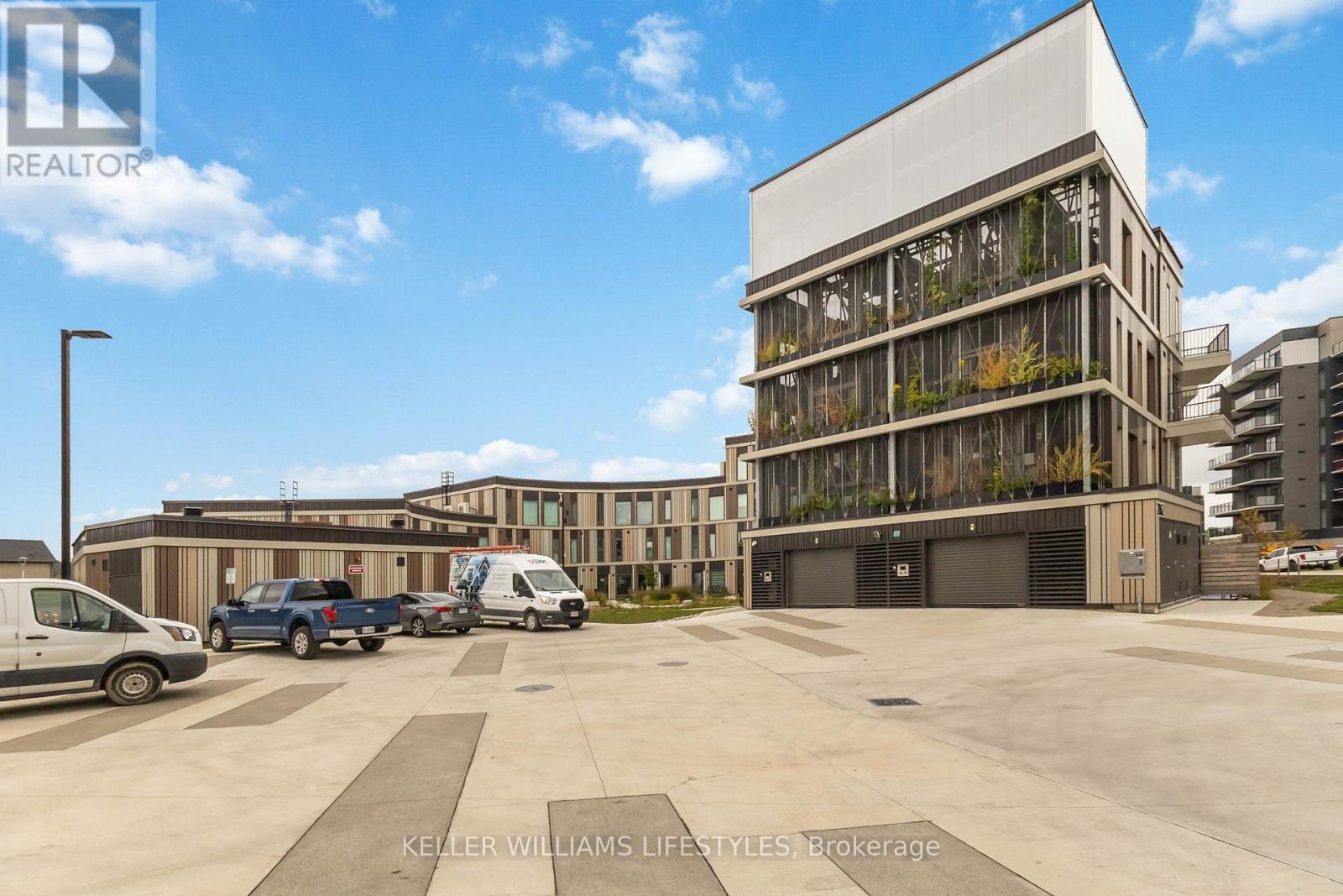 A110 - 2062 Lumen Drive, London South (South A), ON - Outdoor