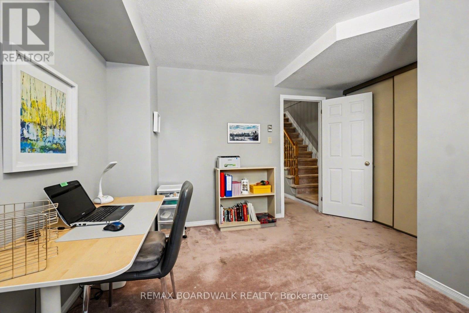 5 Briston Private, Ottawa, ON - Indoor Photo Showing Office