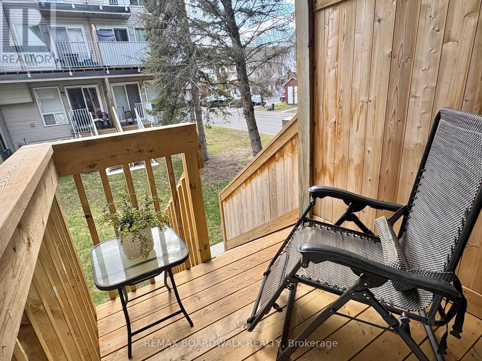 5 Briston Private, Ottawa, ON - Outdoor With Exterior