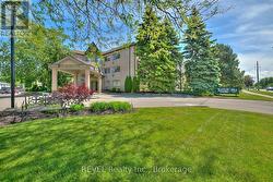301 - 3364 MONTROSE ROAD Niagara Falls (Mt. Carmel), ON L2E 6S4