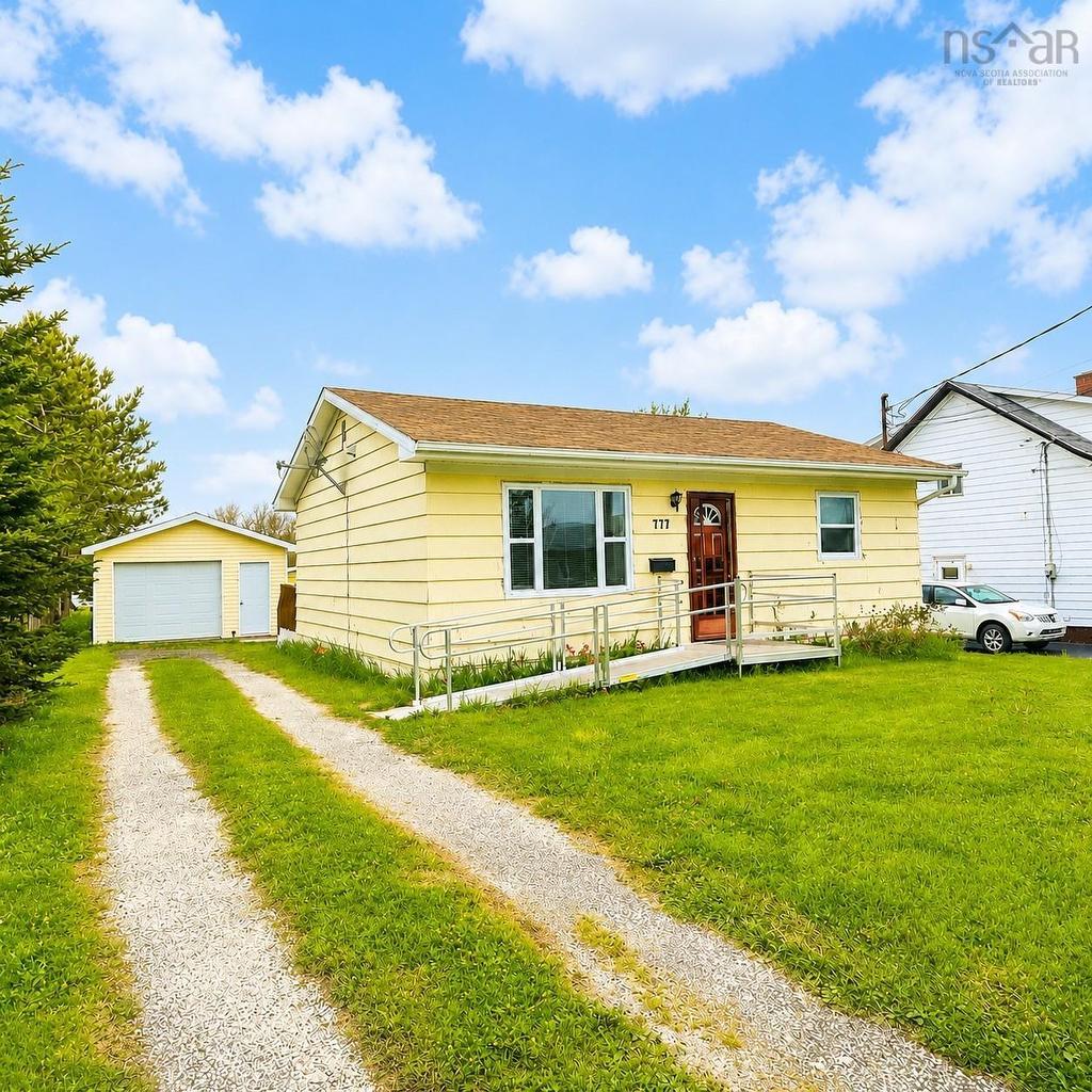 777 Forsyth Street, New Waterford, NS