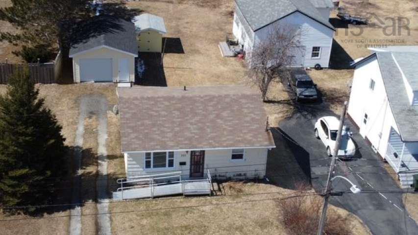 777 Forsyth Street, New Waterford, NS