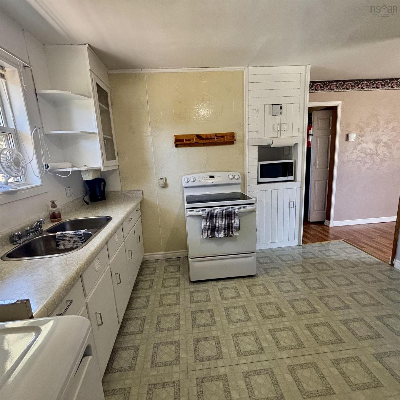 777 Forsyth Street, New Waterford, NS