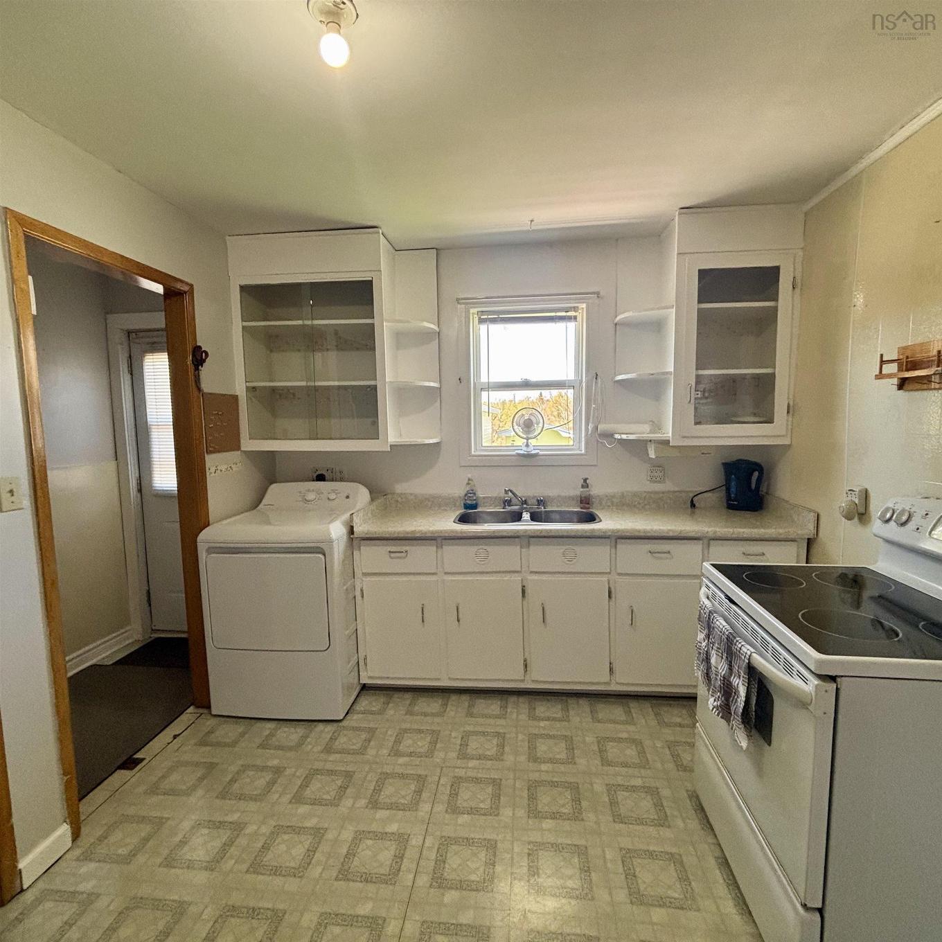 777 Forsyth Street, New Waterford, NS