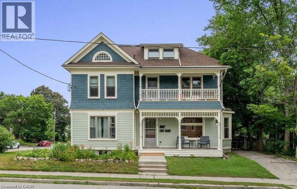 14 Young Street W, Waterloo, ON - Outdoor With Facade