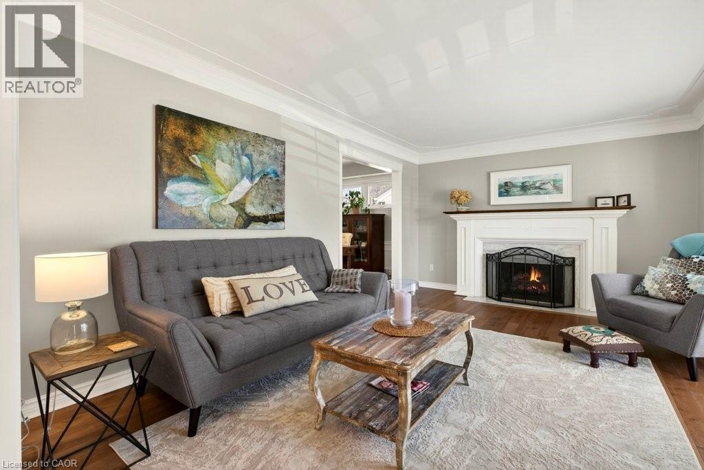 2119 Paisley Avenue, Burlington, ON - Indoor Photo Showing Living Room With Fireplace