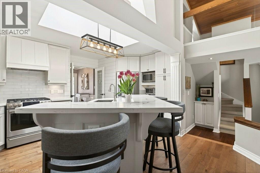 2119 Paisley Avenue, Burlington, ON - Indoor Photo Showing Kitchen With Stainless Steel Kitchen With Upgraded Kitchen