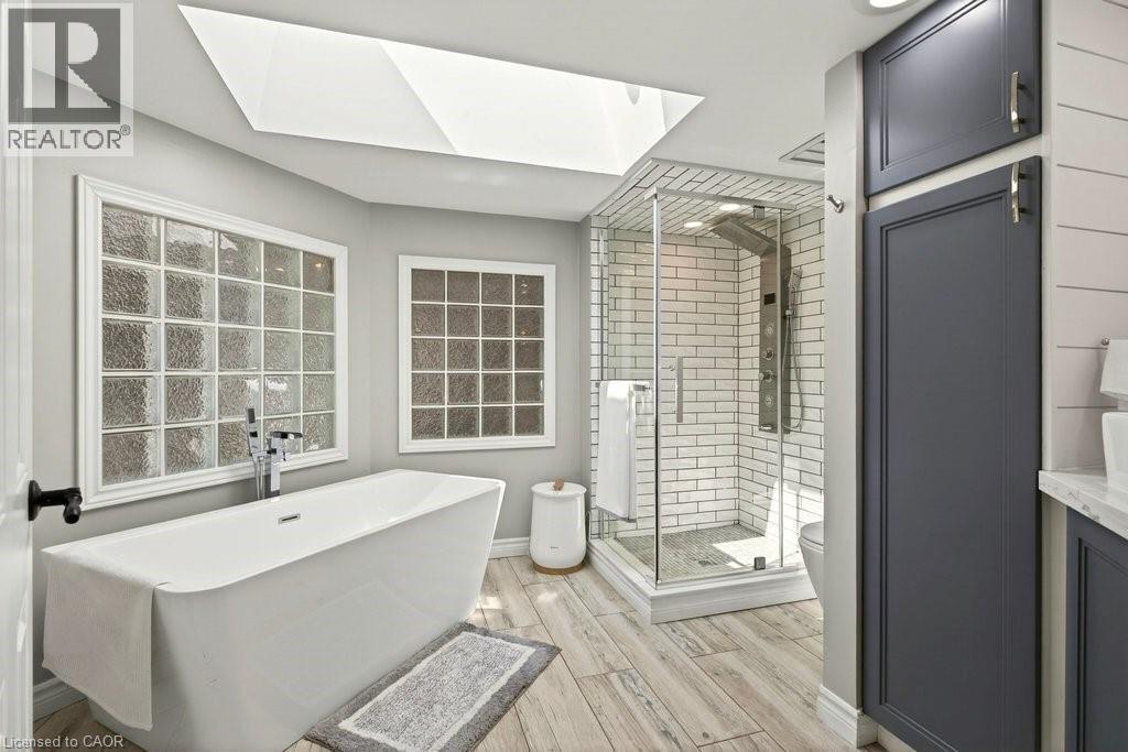 2119 Paisley Avenue, Burlington, ON - Indoor Photo Showing Other Room