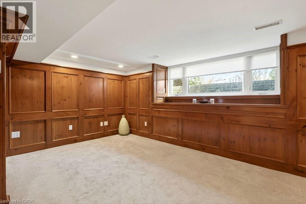 2119 Paisley Avenue, Burlington, ON - Indoor Photo Showing Other Room