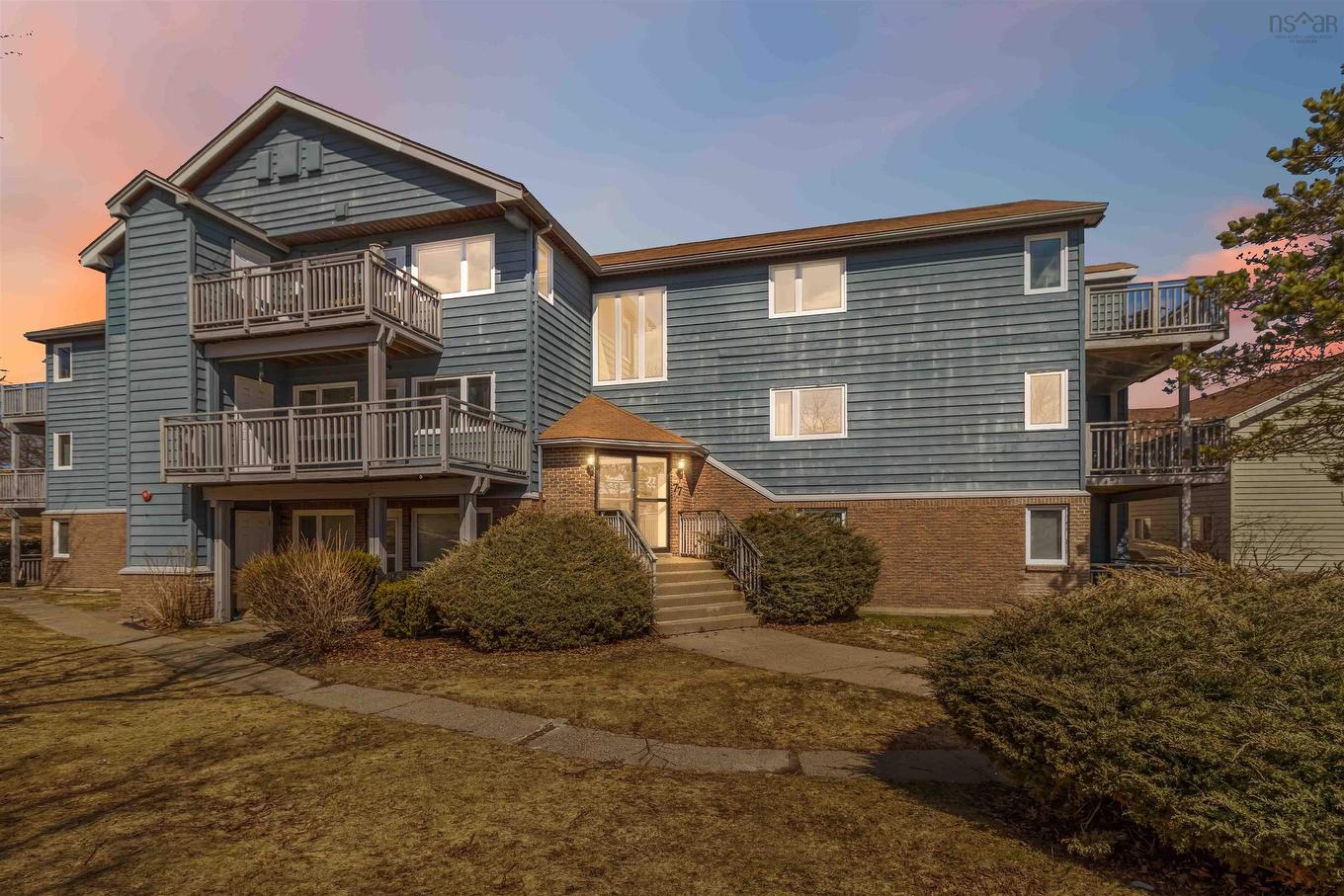 12 77 Farnham Gate Road, Halifax, NS