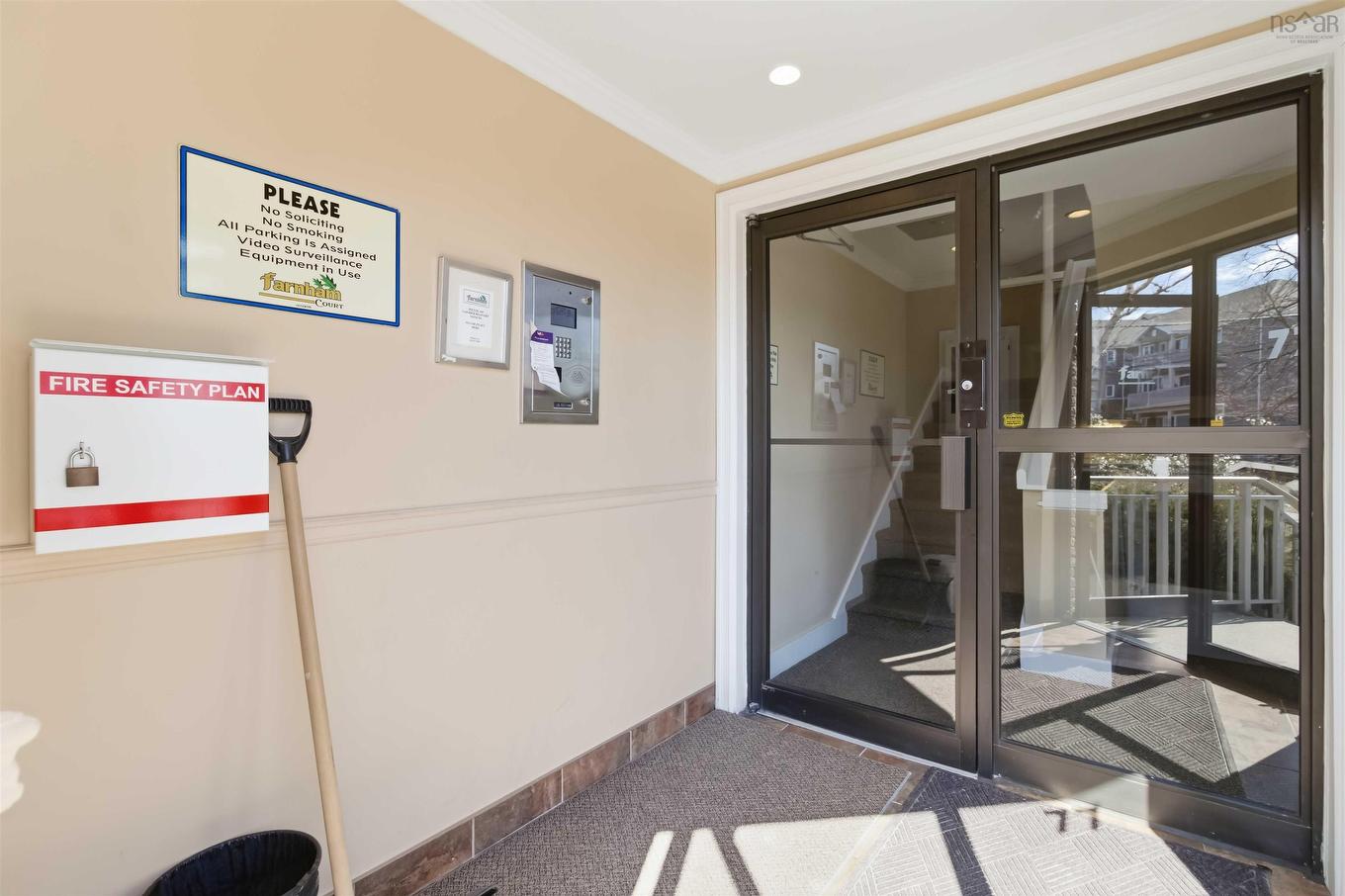 12 77 Farnham Gate Road, Halifax, NS