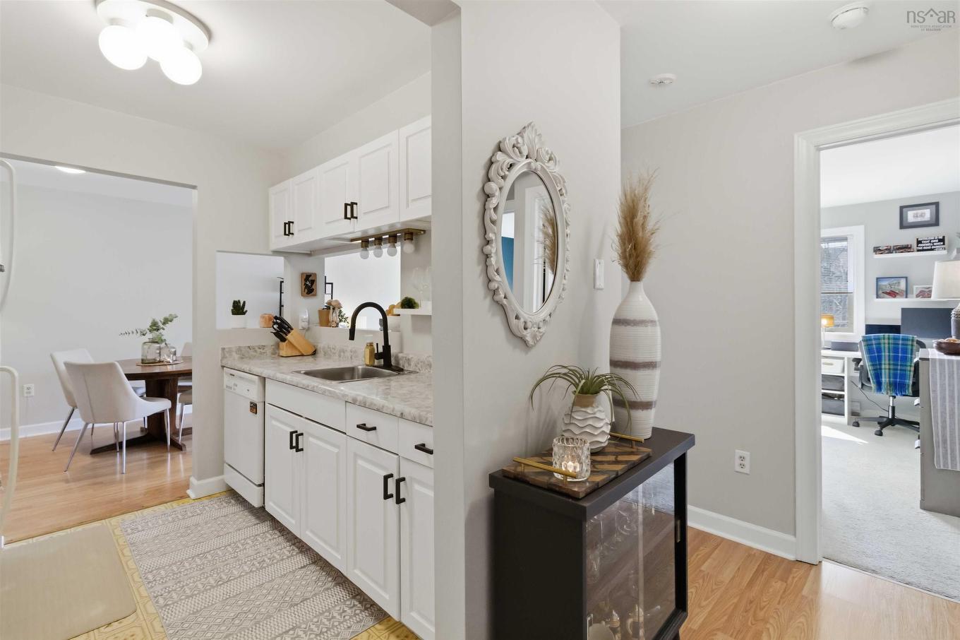 12 77 Farnham Gate Road, Halifax, NS