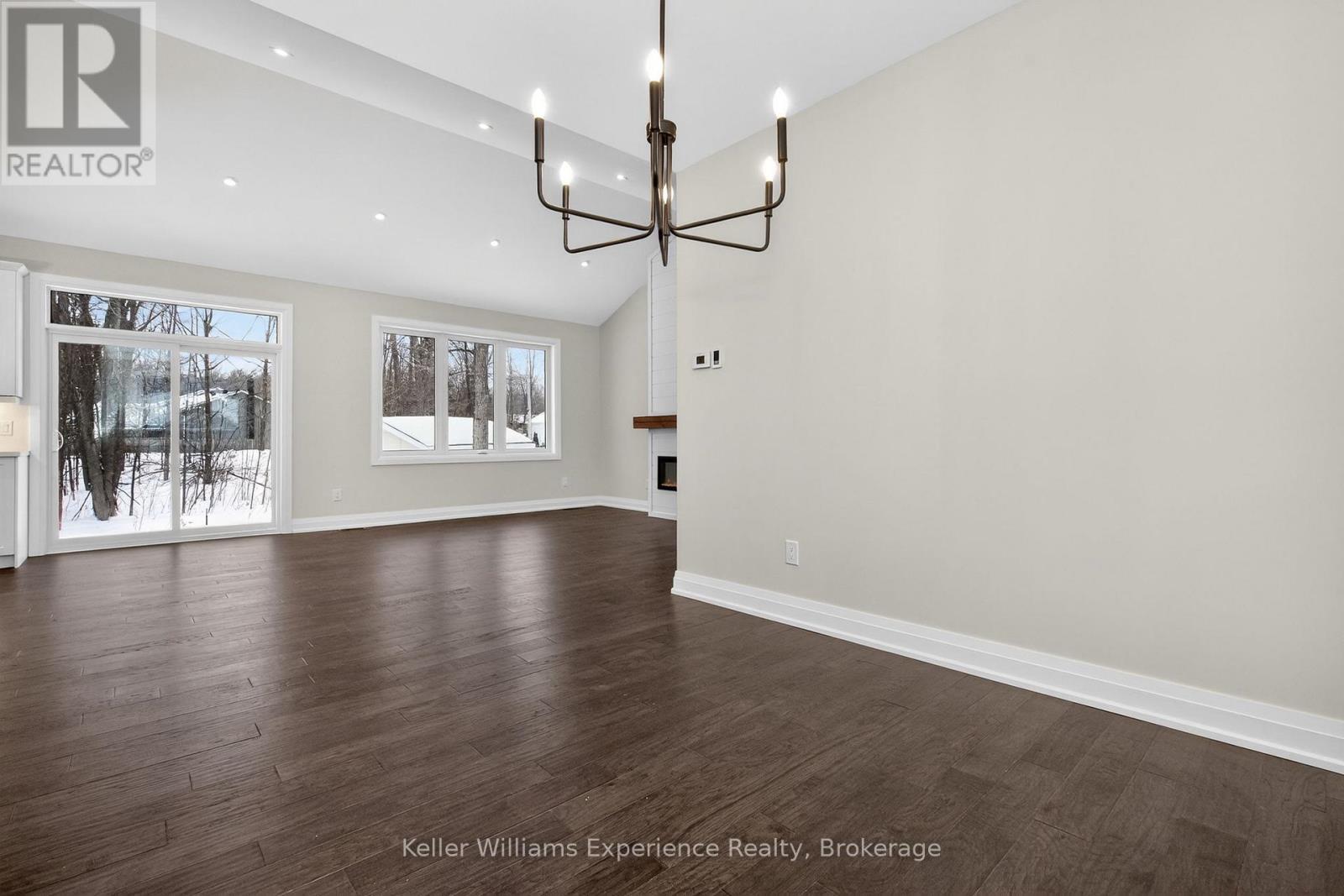 62 Rue Vanier, Tiny, ON - Indoor