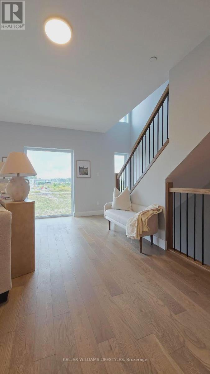 A120 - 2062 Lumen Drive, London South (South A), ON - Indoor Photo Showing Other Room