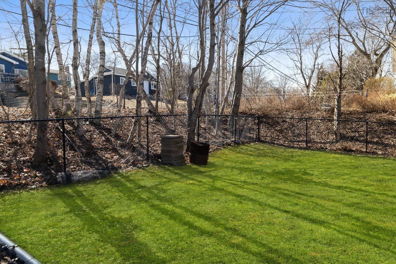 1 Maple Drive, Dartmouth, NS