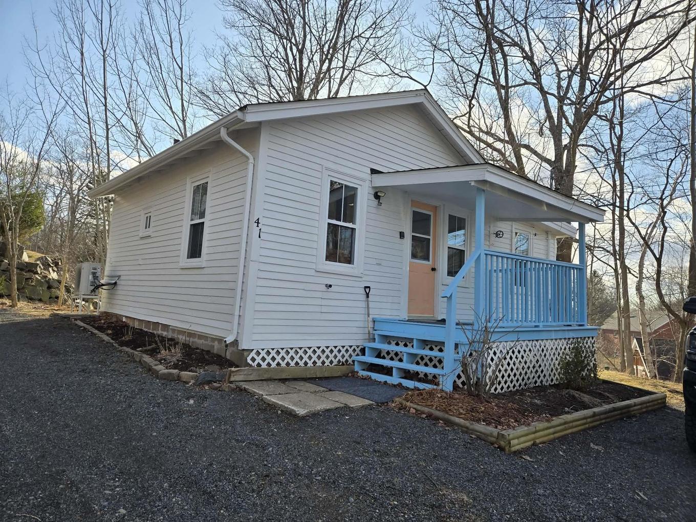 41 Willow Avenue, Wolfville, NS