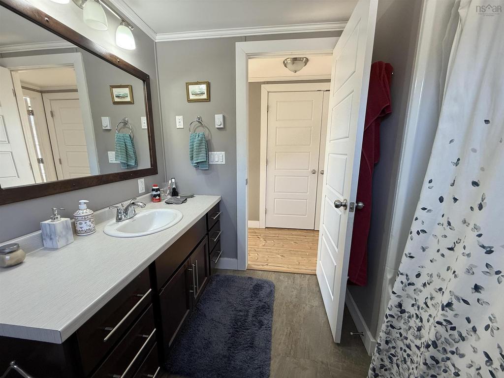 137 Upper Road, Lornevale, NS