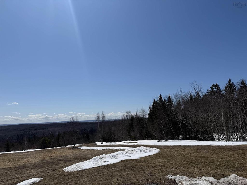 137 Upper Road, Lornevale, NS