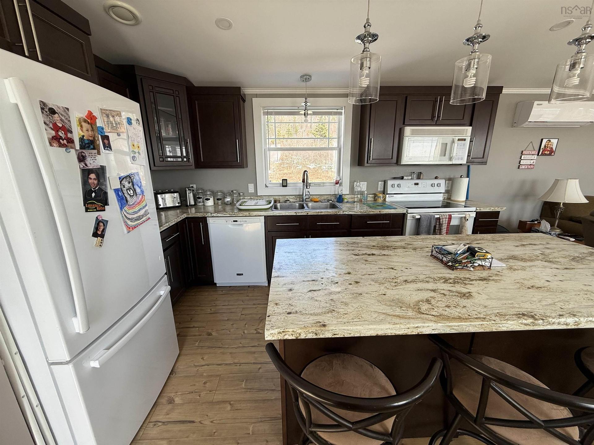 137 Upper Road, Lornevale, NS