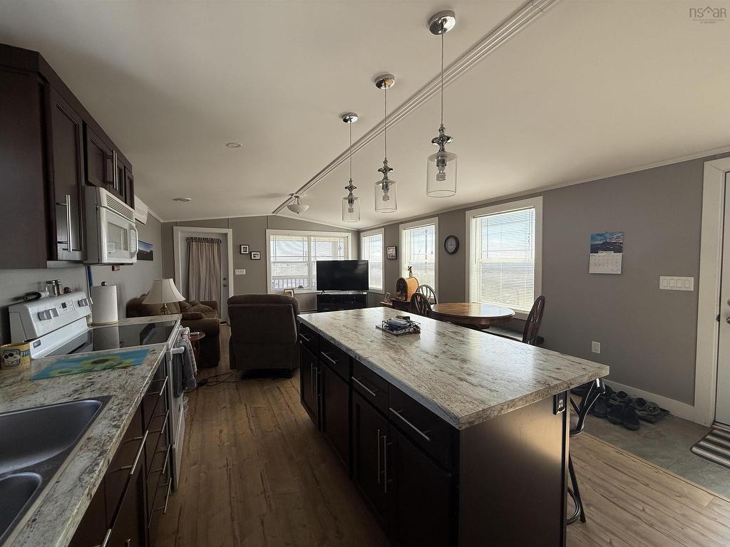137 Upper Road, Lornevale, NS