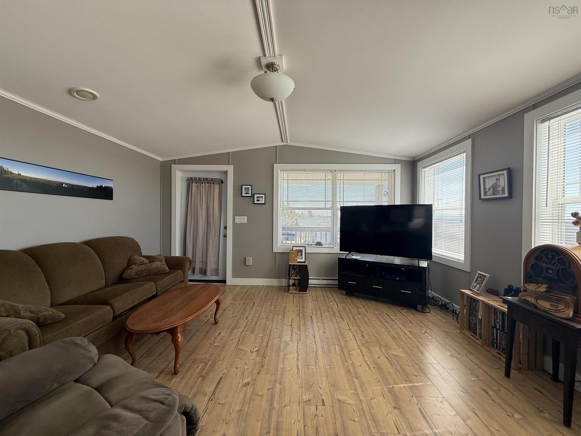 137 Upper Road, Lornevale, NS