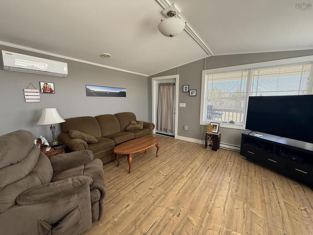 137 Upper Road, Lornevale, NS