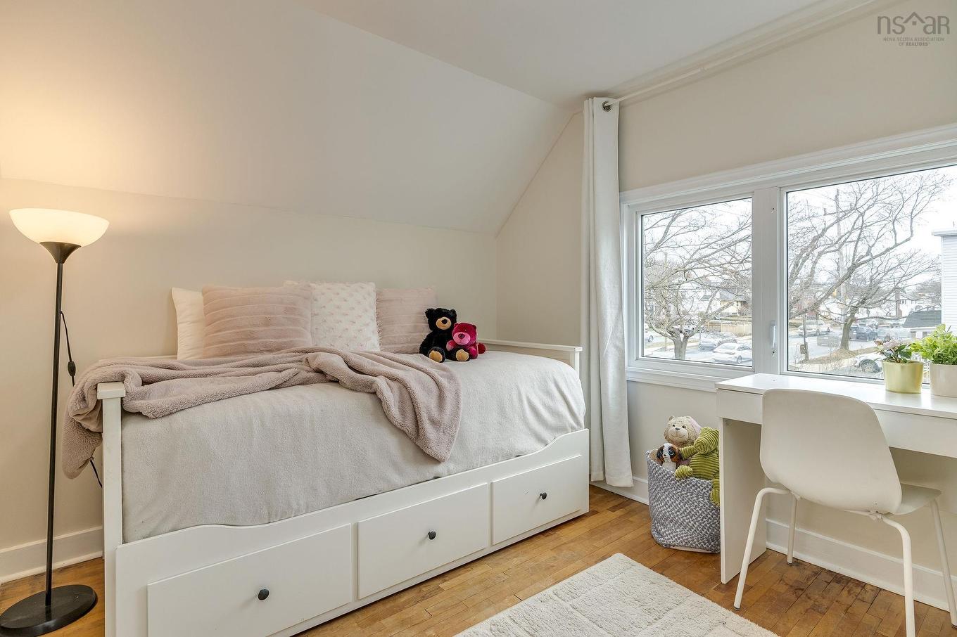 207 Victoria Road, Dartmouth, NS