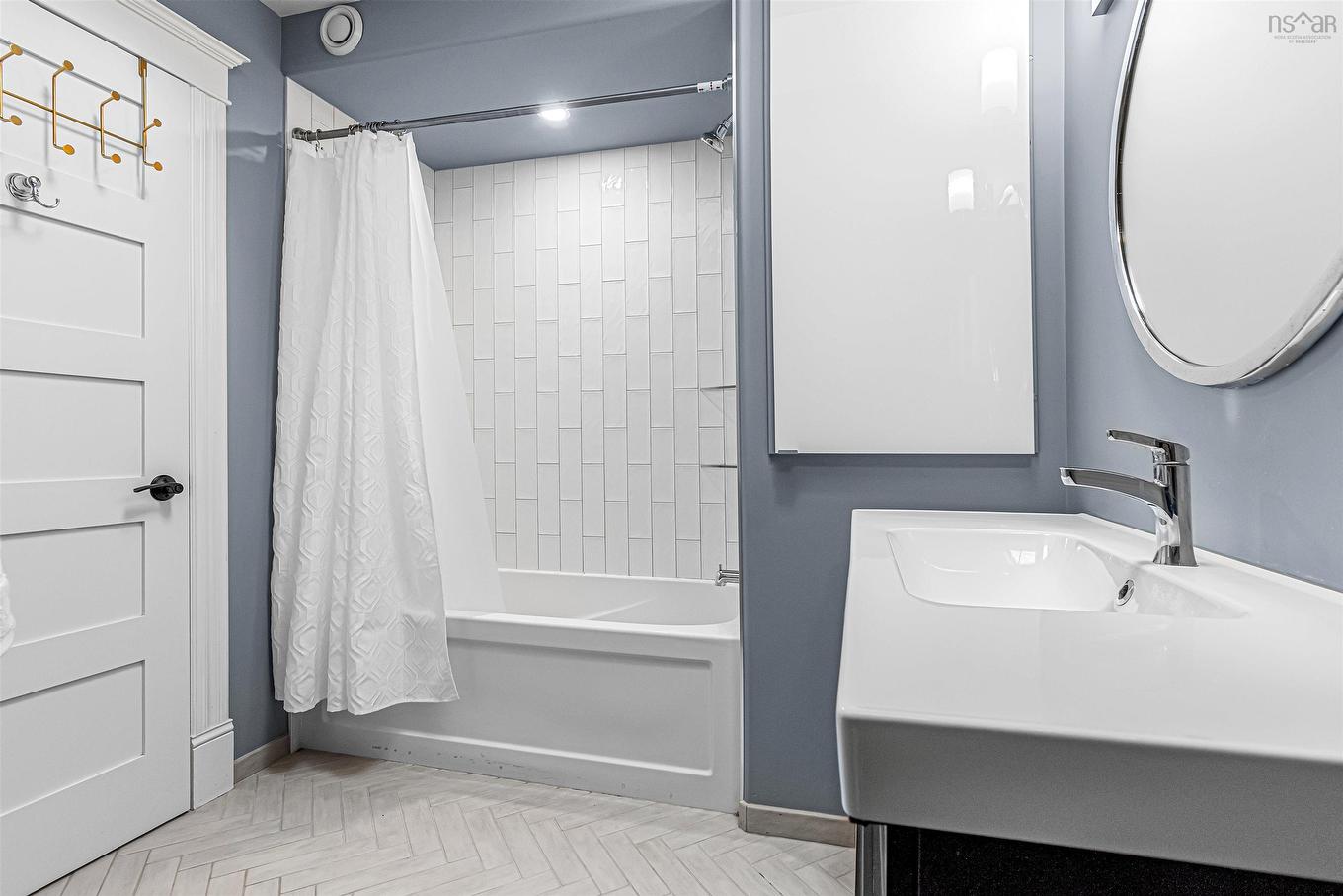 102 Ingram Drive, Fall River, NS