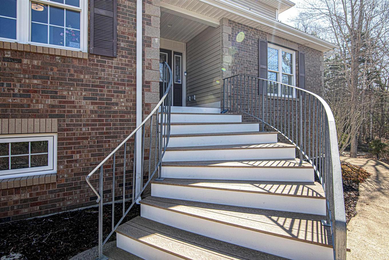 102 Ingram Drive, Fall River, NS