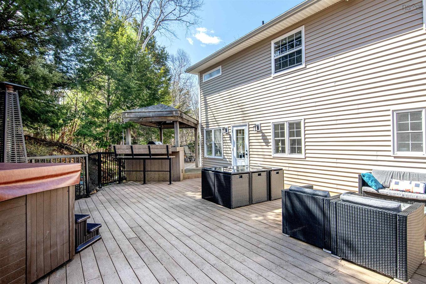 102 Ingram Drive, Fall River, NS