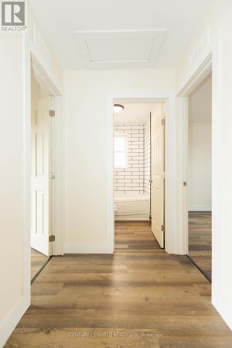 1008 Second Street E, Cornwall, ON - Indoor Photo Showing Other Room