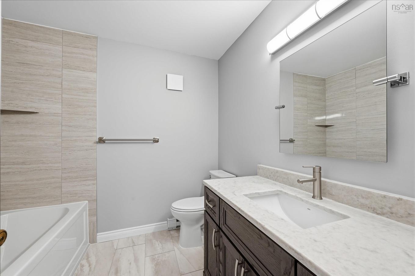 24 The Horseshoe, Dartmouth, NS