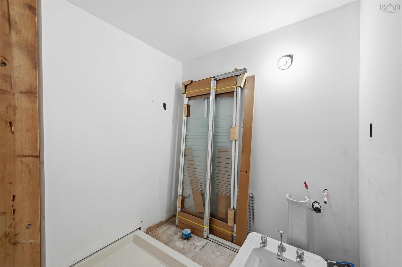 24 The Horseshoe, Dartmouth, NS