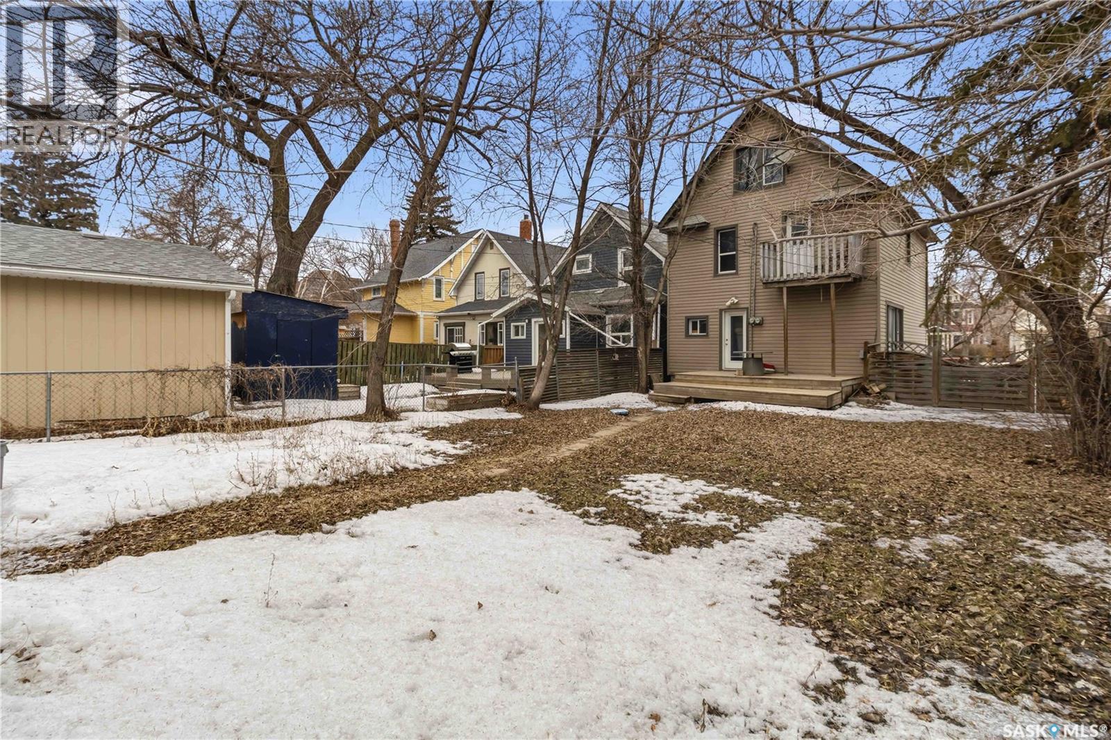 426 8Th Street E, Saskatoon, SK - Outdoor
