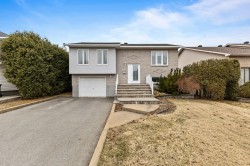 4212 Rue Ste-Anne Montréal (Pierrefonds-Roxboro), QC H9H 5B8