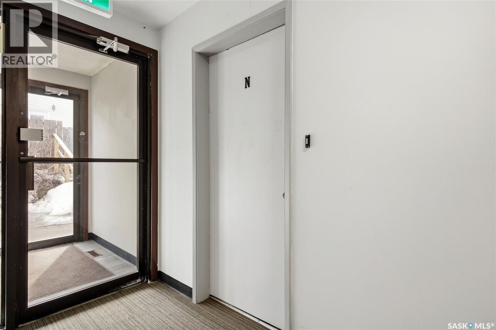 N 4212 Castle Road, Regina, SK - Indoor Photo Showing Other Room