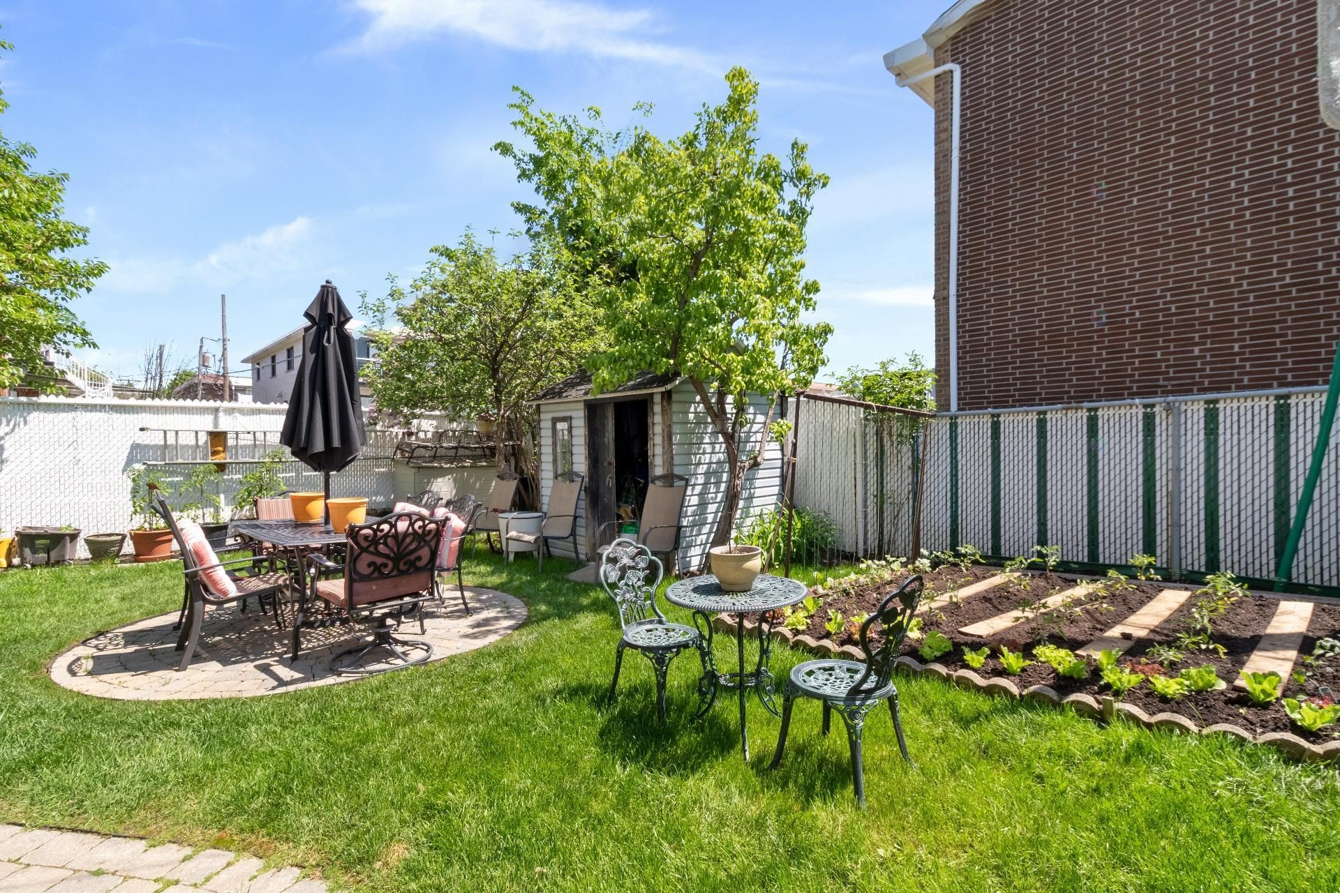 Courtyard - 6790 Rue St-Zotique E., Montréal (Mercier/Hochelaga-Maisonneuve), QC - Outdoor