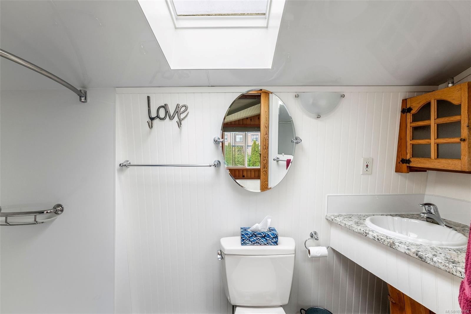 1547 Joan Ave, Crofton, BC