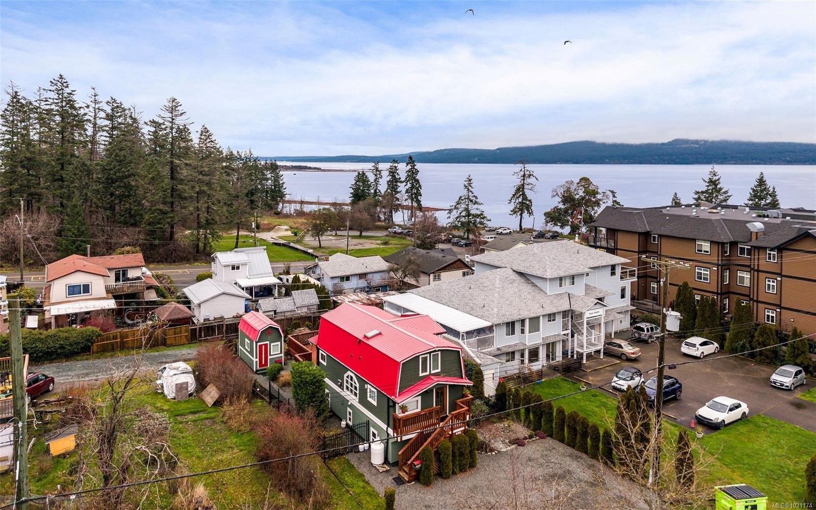 1547 Joan Ave, Crofton, BC