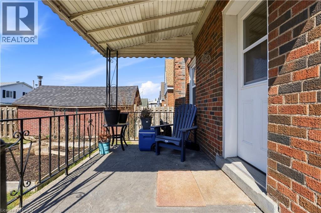 26 Isabel Avenue, Hamilton, ON - Outdoor With Exterior