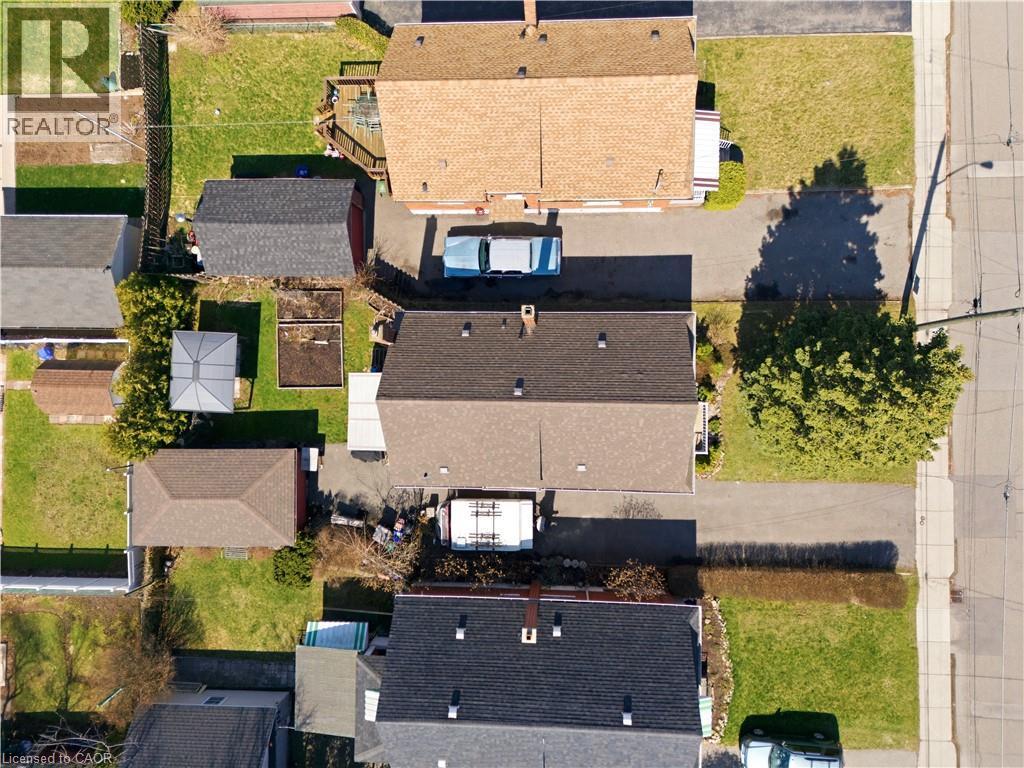 26 Isabel Avenue, Hamilton, ON - Outdoor