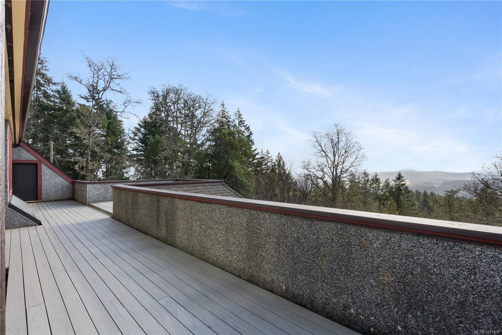 8242 Thomson Pl, Central Saanich, BC