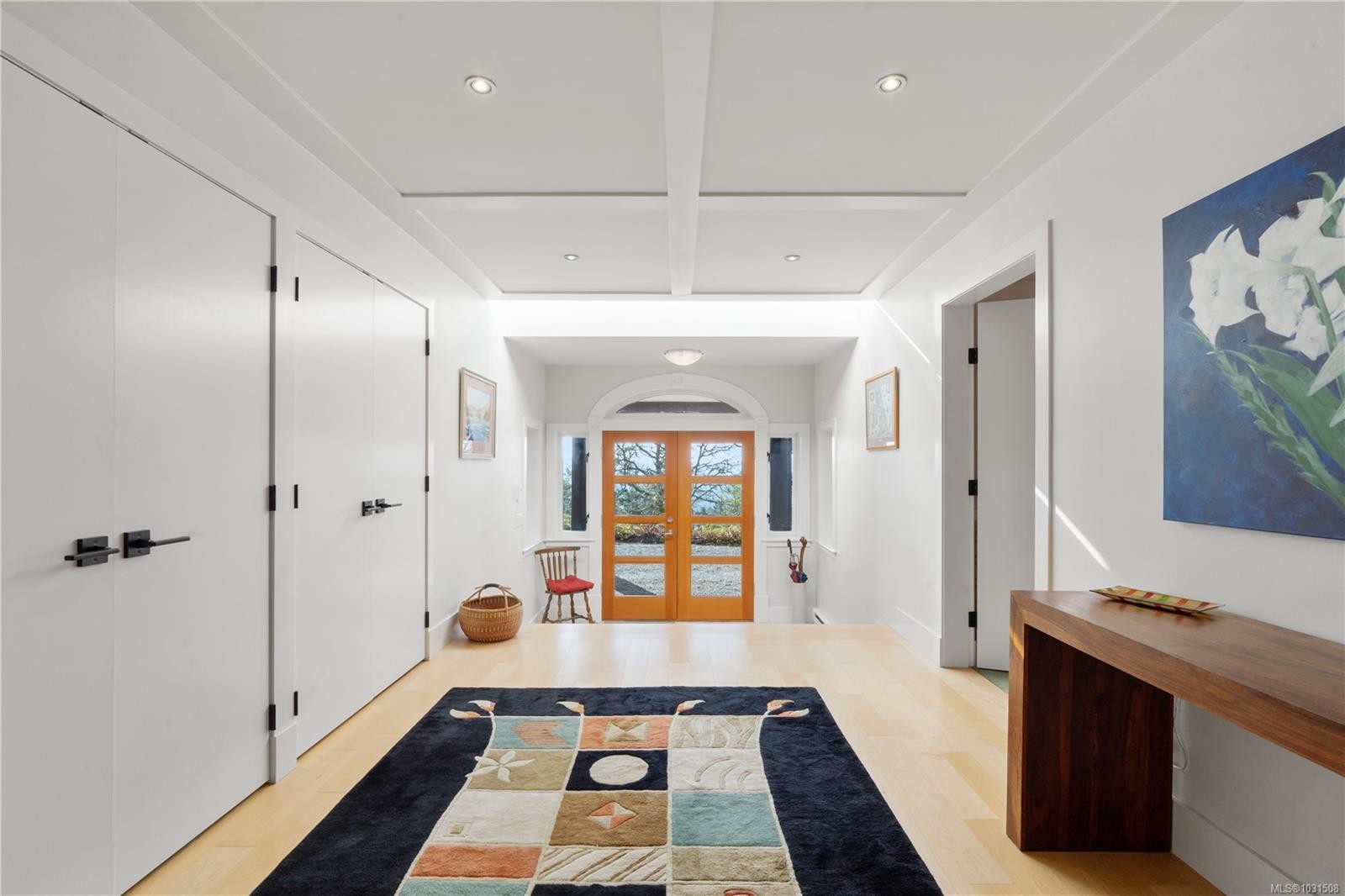 8242 Thomson Pl, Central Saanich, BC