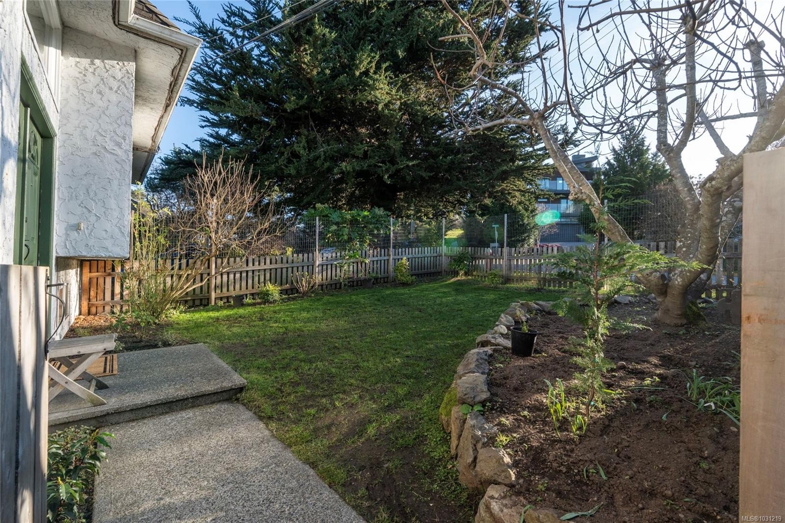 323 Masters Rd, Victoria, BC