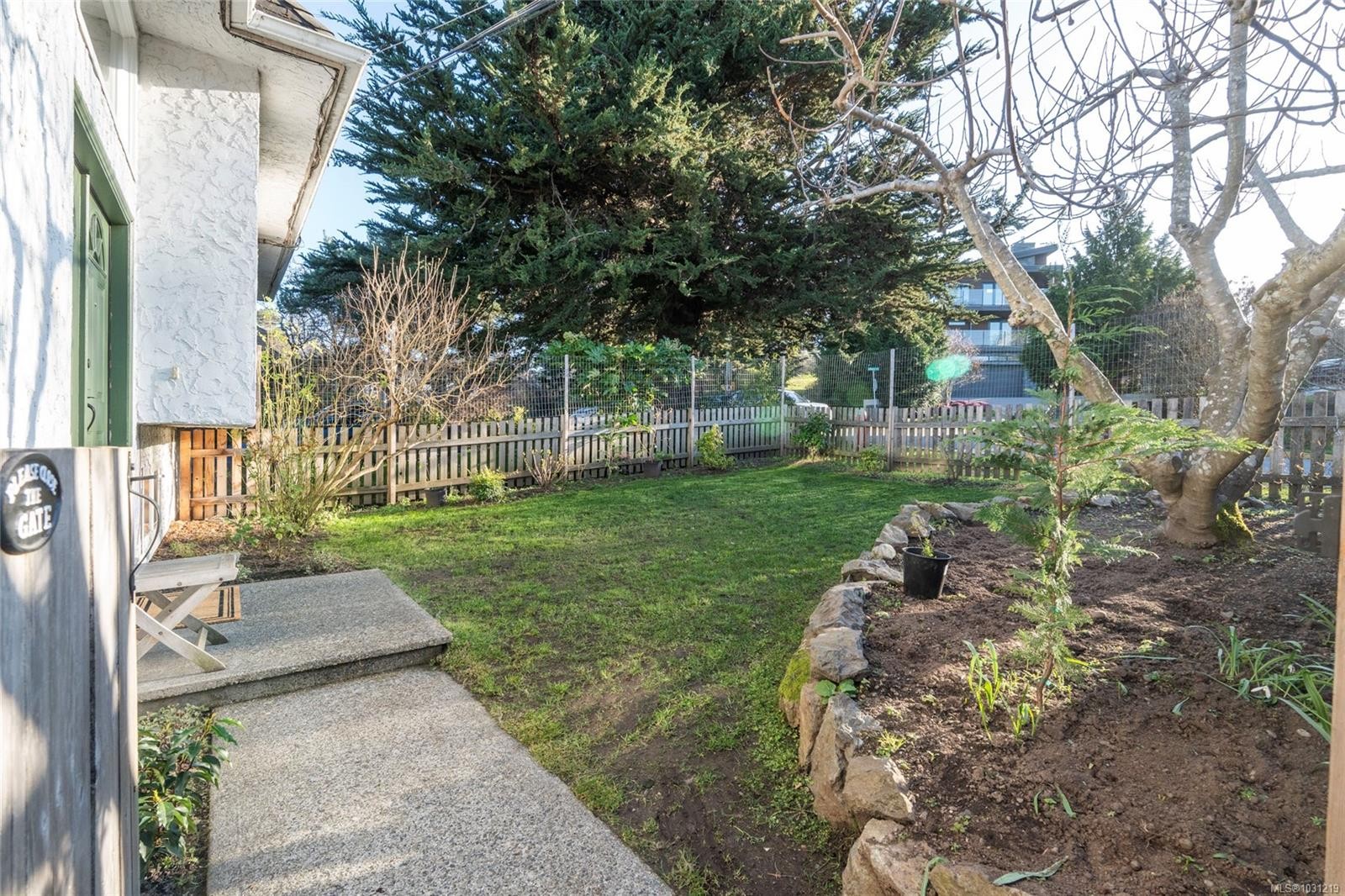 323 Masters Rd, Victoria, BC