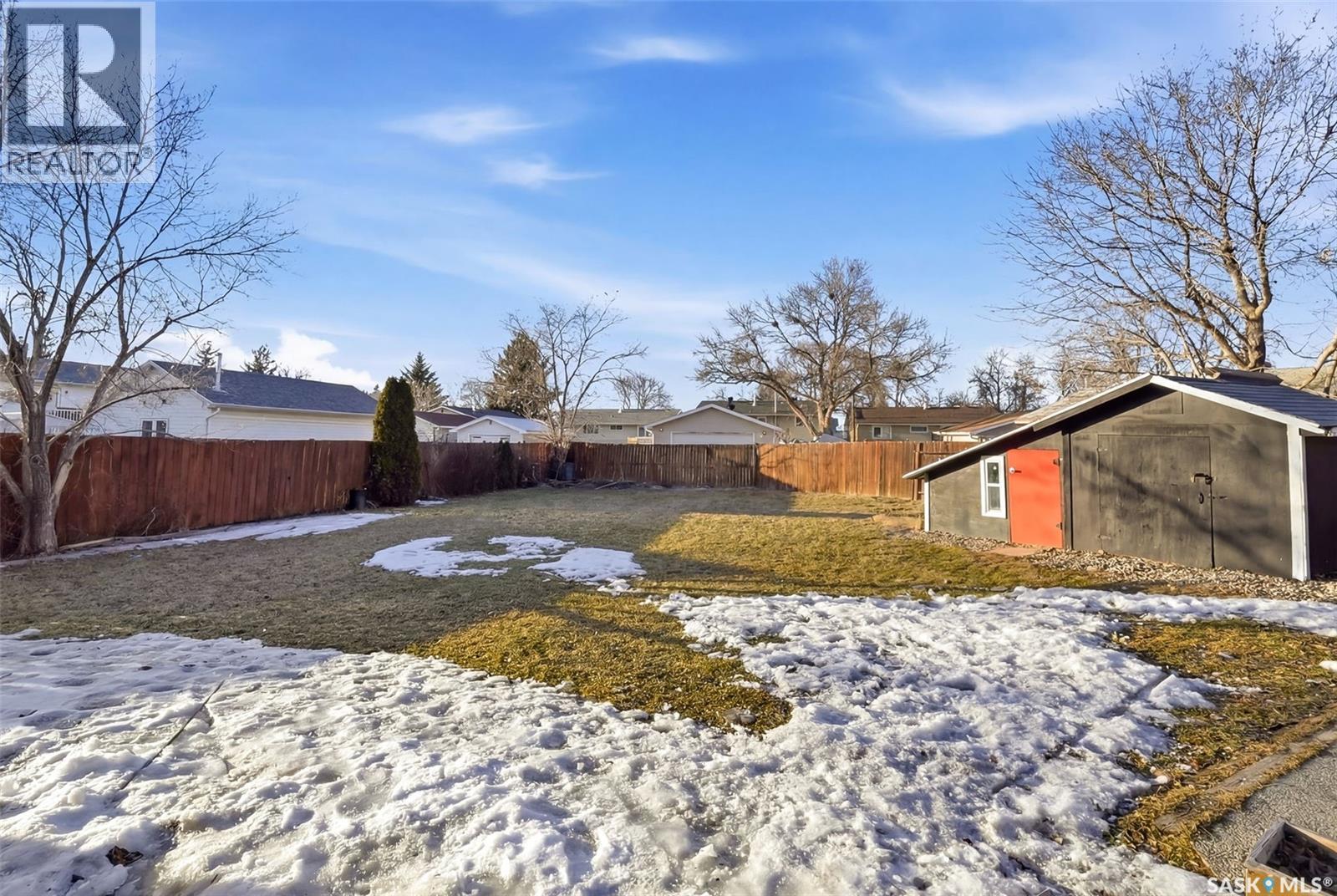 78 Straub Crescent, Regina, SK - Outdoor