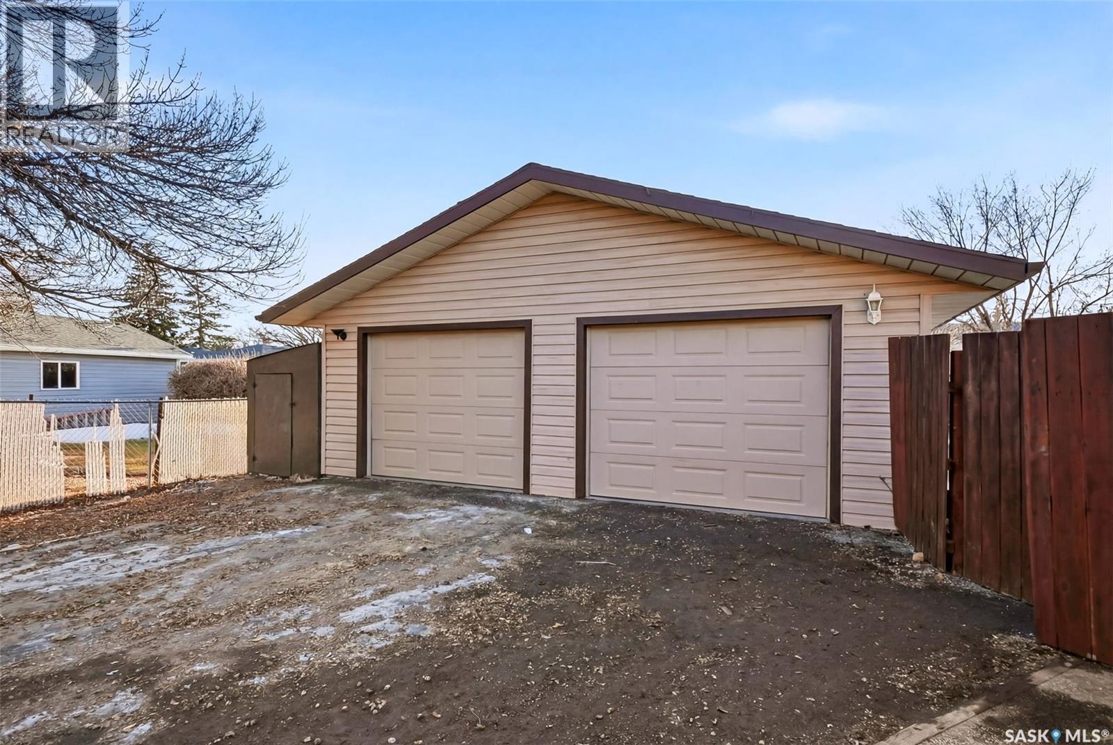 78 Straub Crescent, Regina, SK - Outdoor With Exterior