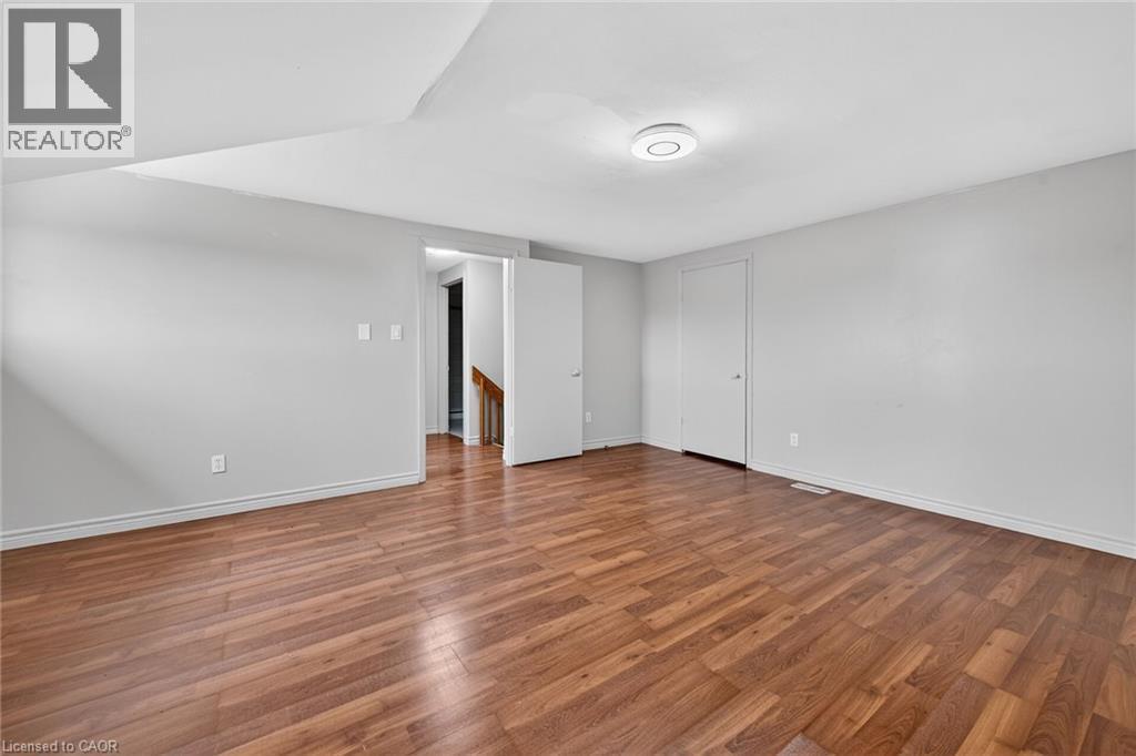 4049 Highway 6, Hamilton, ON - Indoor Photo Showing Other Room